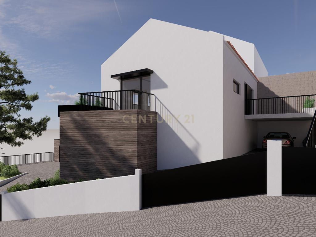 Andar moradia T2 com espaço exterior - Image 3