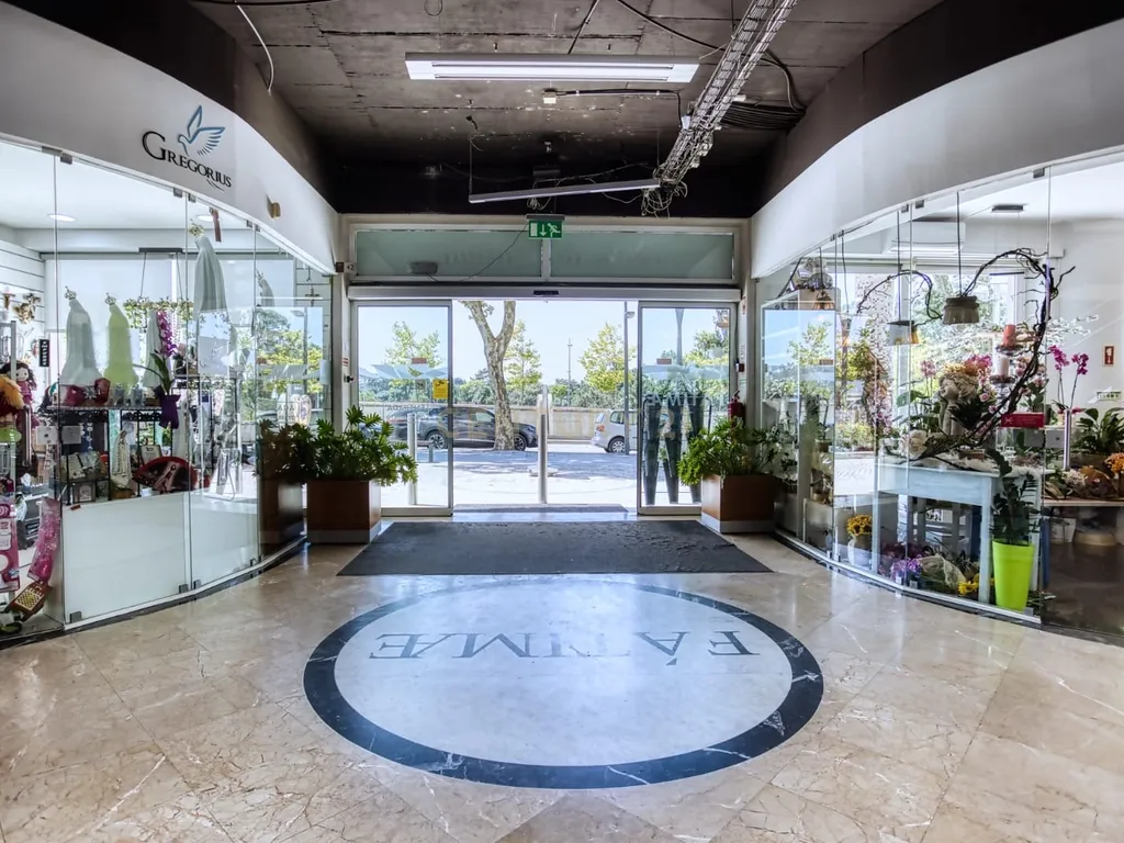 Espaço Comercial em Fátima - Image 2