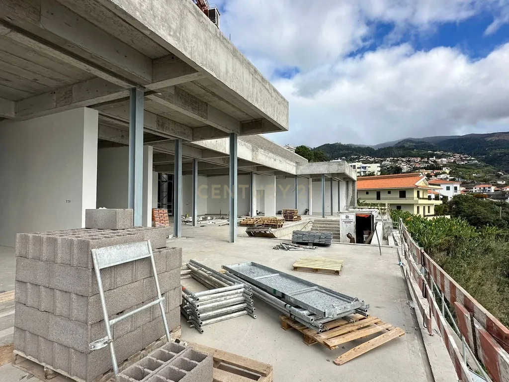 Villa de luxo Contemporânea - CALHETA - MADEIRA - Image 8