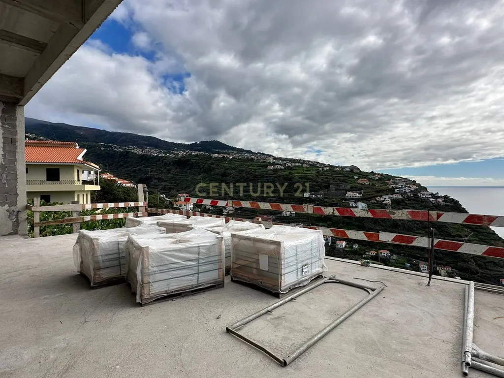 Villa de luxo Contemporânea - CALHETA - MADEIRA - Image 2