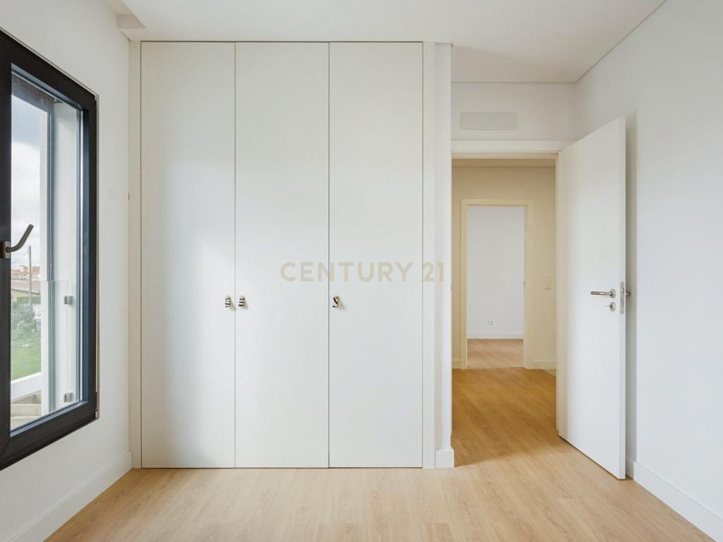 Moradia T3 -  Excelente oportunidade de investimento, perto do centro de Cascais! - Image 17