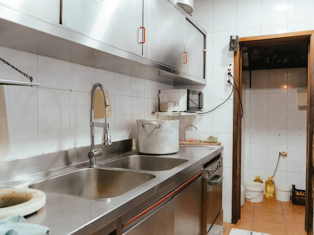Restaurante/Café – Venda Exclusiva em Oliveira do Douro - Image 6