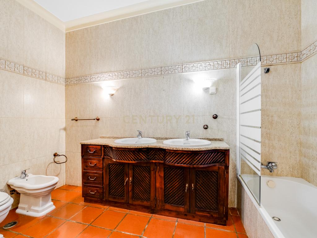 Descubra o seu Refúgio dos Sonhos no Alentejo! - Image 25