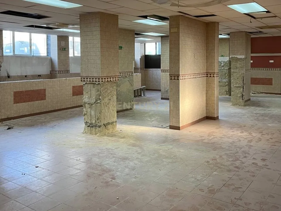 Espaço comercial destinado a restauração, para arrendar em Moscavide - Image 21