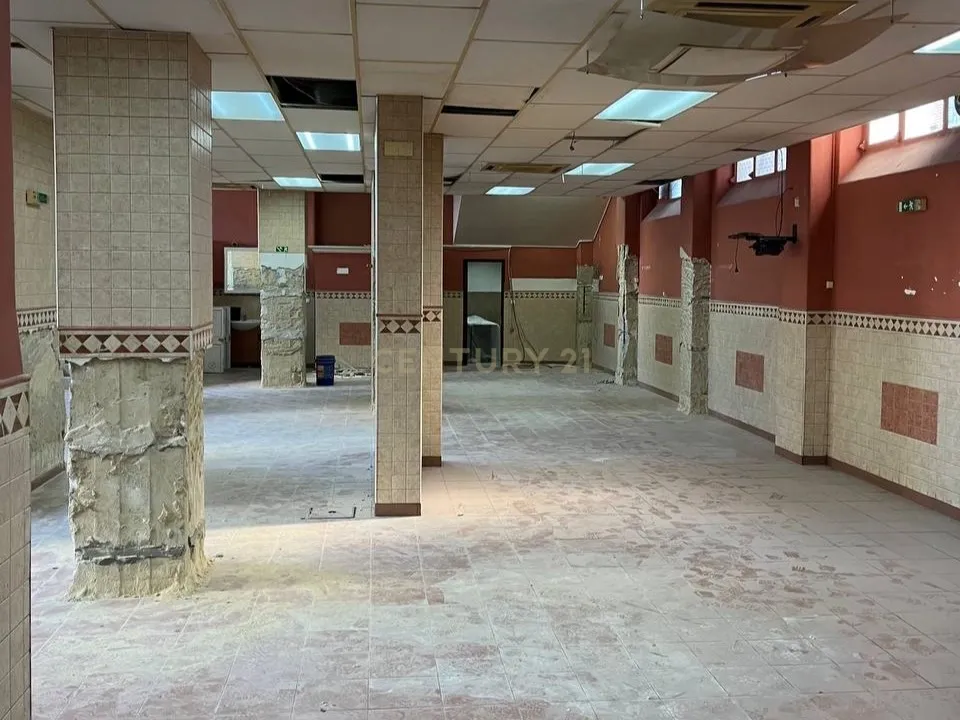 Espaço comercial destinado a restauração, para arrendar em Moscavide - Image 19