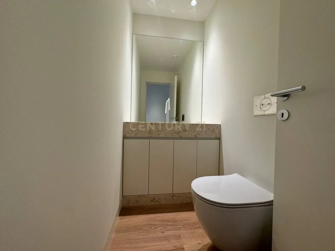 T3 Luxo Novo - Miramar Tower, Porto - Image 14