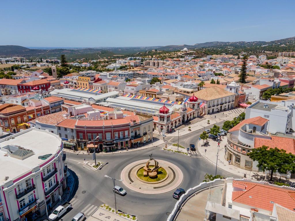 Terreno para. construção com 2315 m2 no Centro de Loulé - Image 8