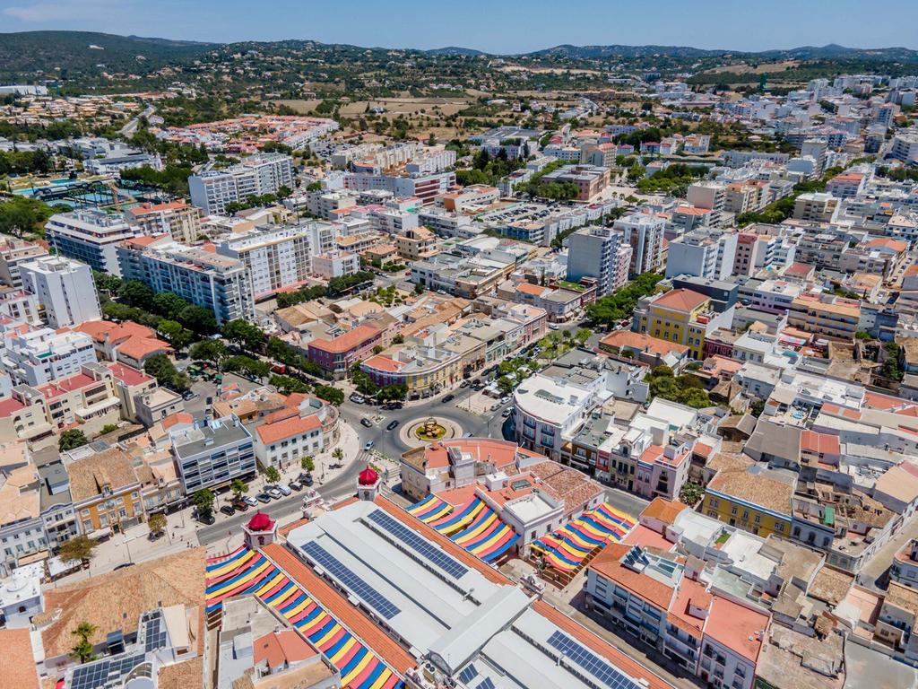 Terreno para. construção com 2315 m2 no Centro de Loulé - Image 10