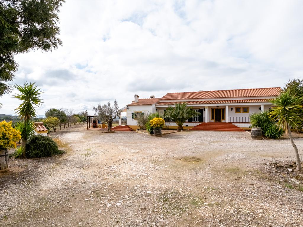 Descubra o seu Refúgio dos Sonhos no Alentejo! - Image 6