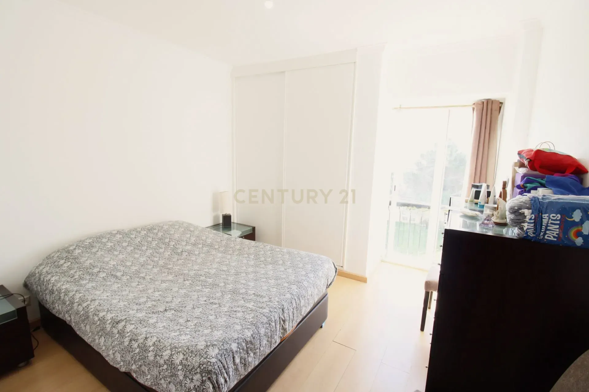 Apartamento T3 com Vista Serra em Alcabideche – Cascais - Image 9