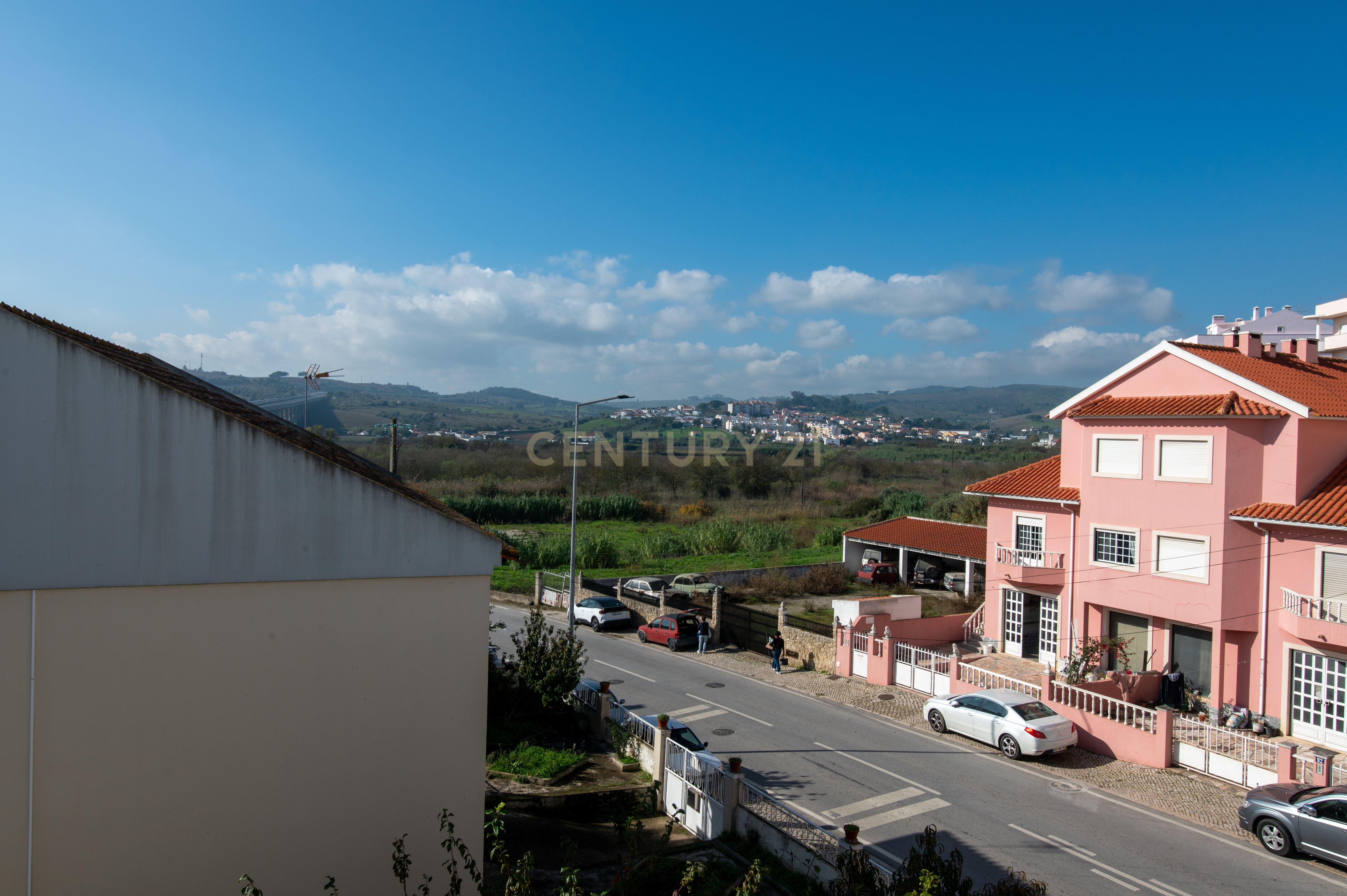 Moradia T6 Alenquer Carregado - Image 47