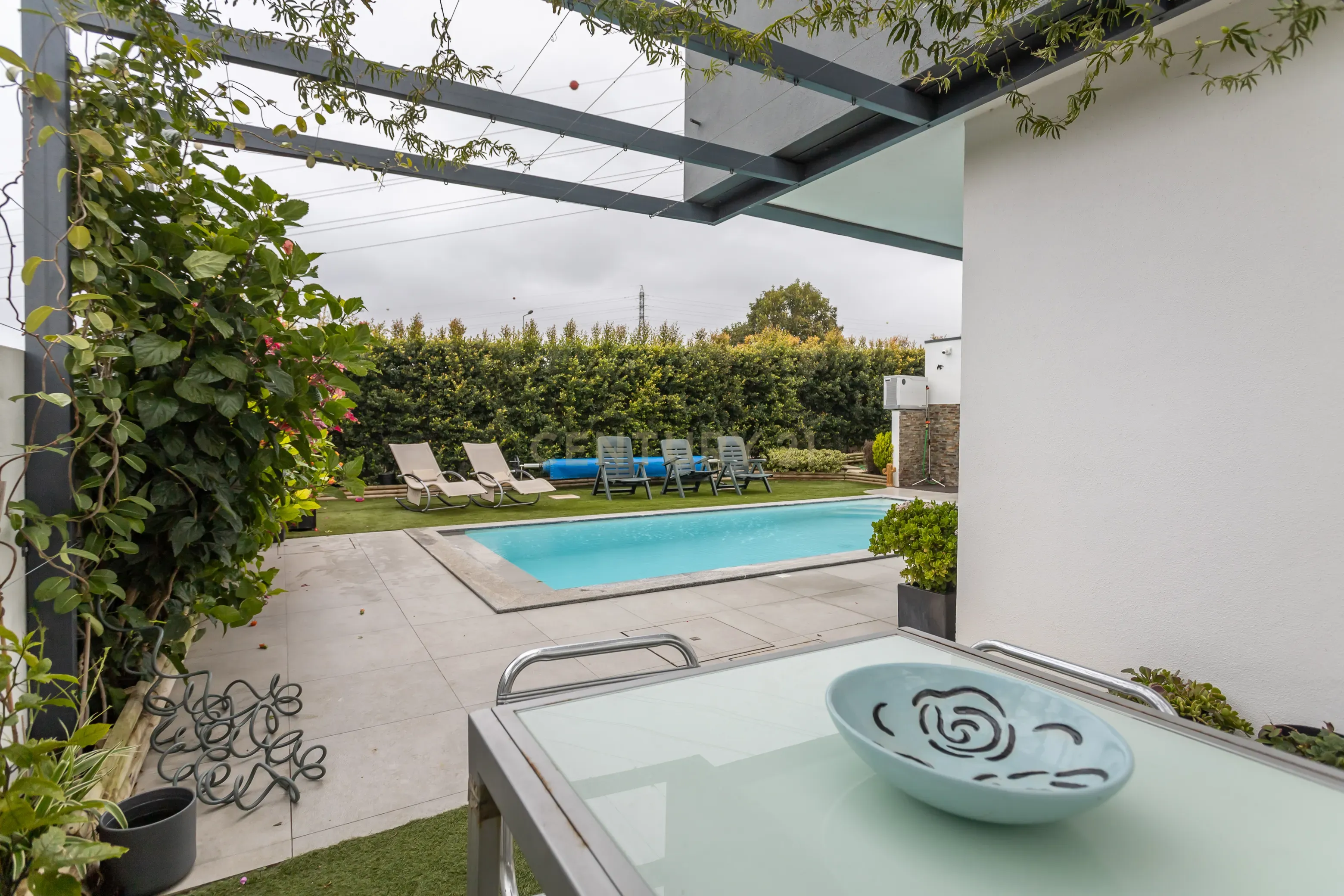 MORADIA ISOLADA, T4, com JARDIM e PISCINA AQUECIDA, CAPARICA - ALMADA - Image 54