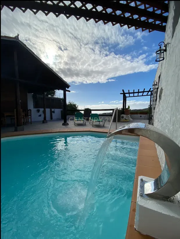 undefined - Image 4