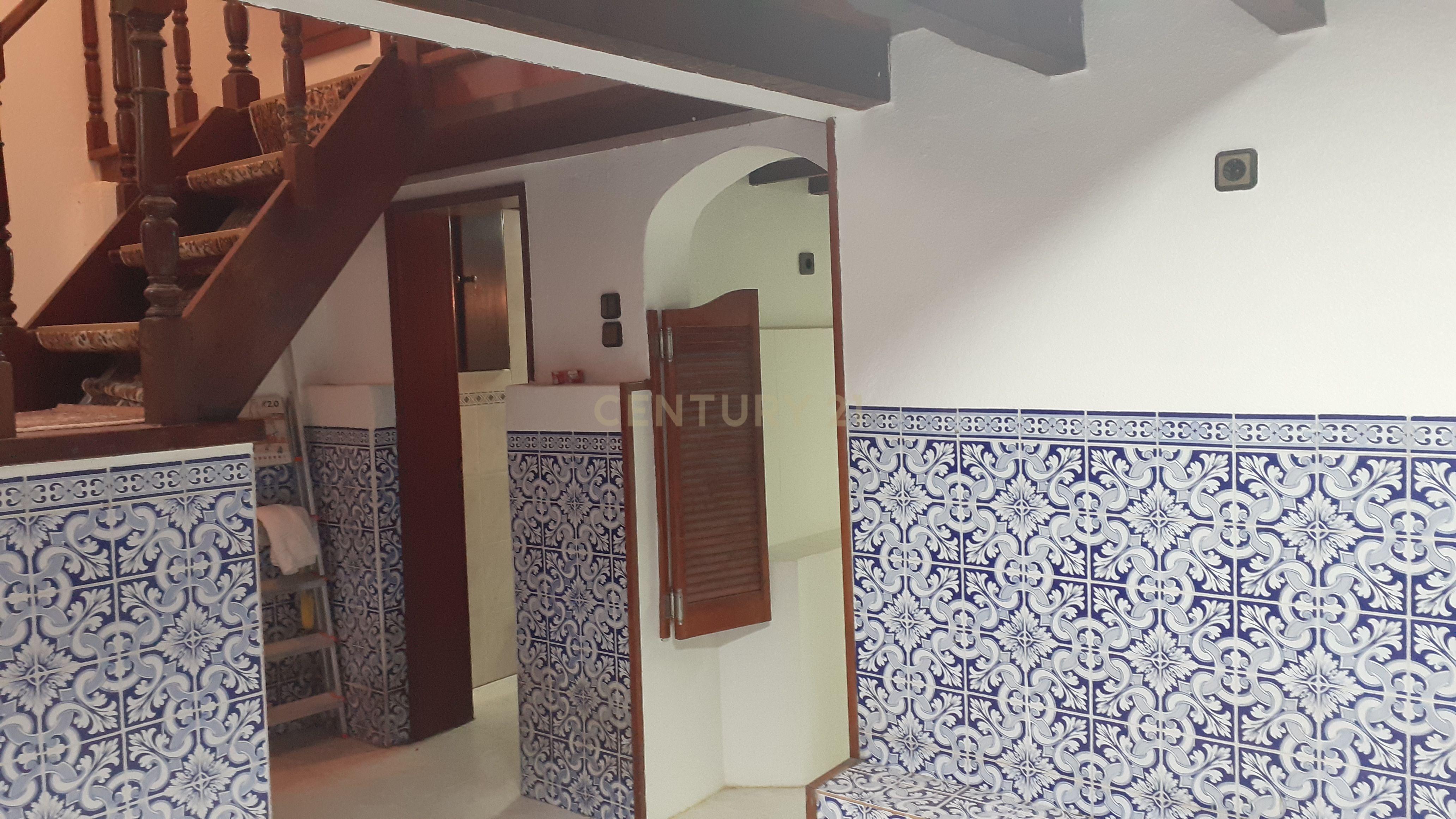Apartamento T2 - Av. General Roçadas - Penha de França - Image 8