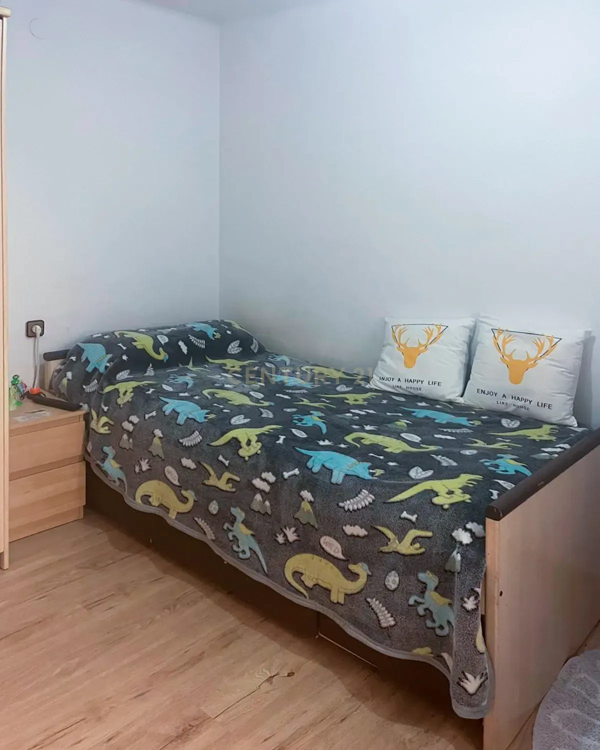 undefined - Image 3