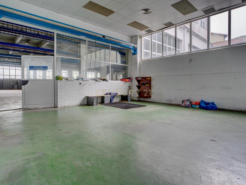 undefined - Image 18