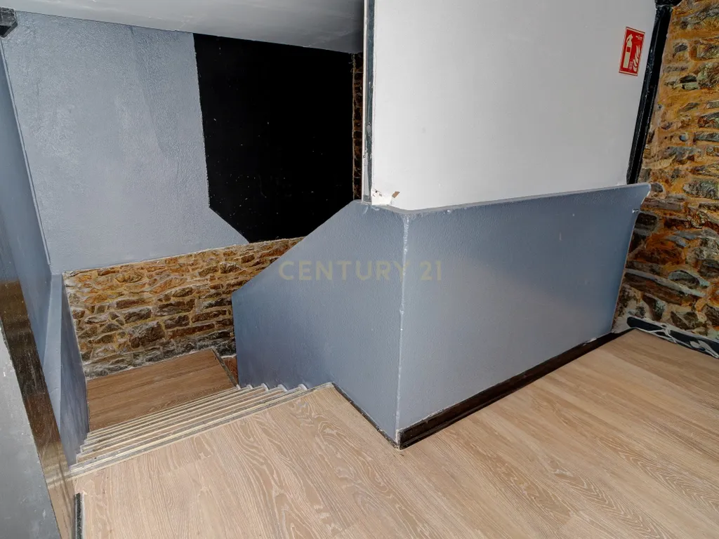 - Image 20