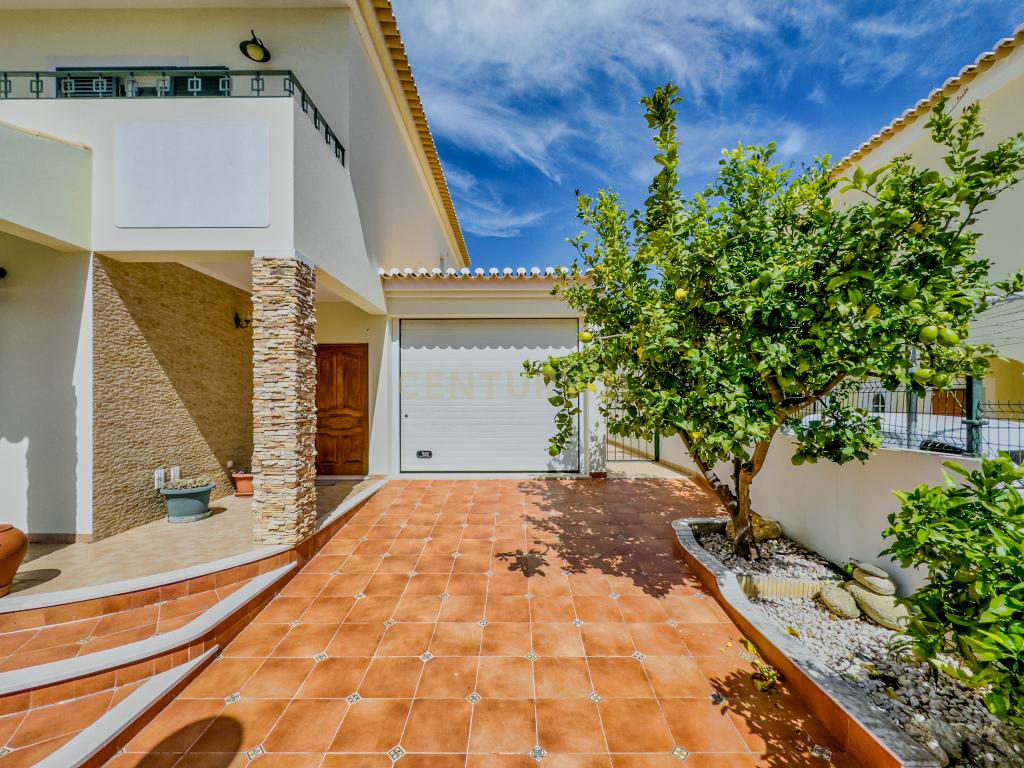 Moradia T3+1 com garagem, Porto de Mós, Lagos - Image 33