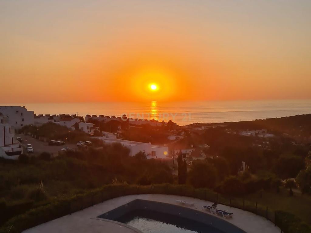 Apartamento T3 + 1 Duplex com duas varandas e vista de Mar Deslumbrante no Condomínio de Luxo Janelas da Ericeira - Image 76