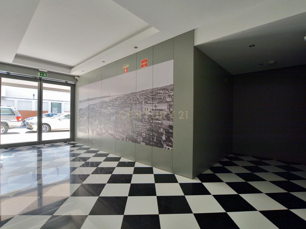 Apartamento T1 em Campo de Ourique, Rua Correia Teles - Image 29