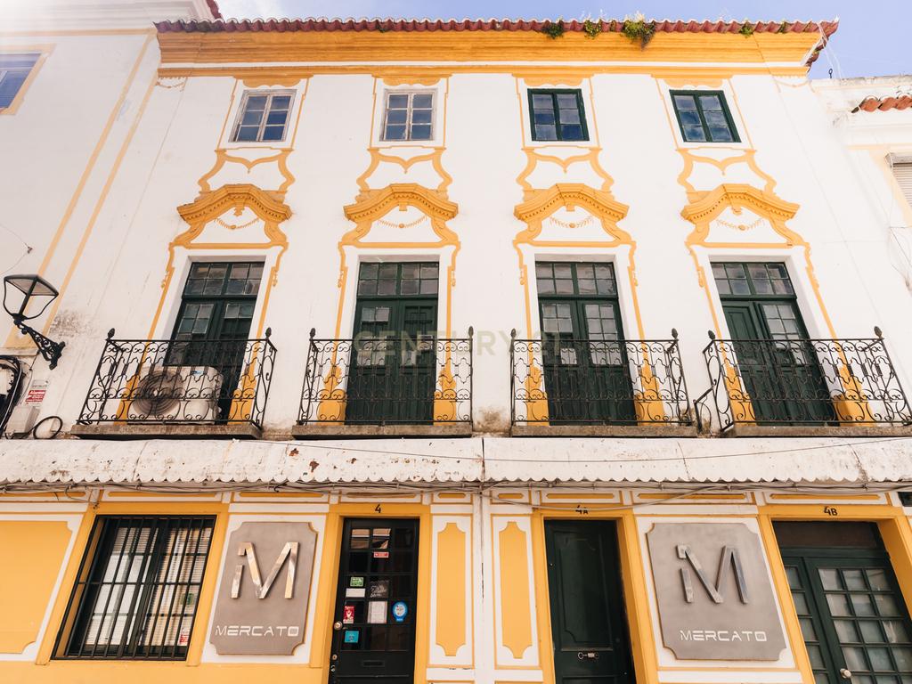 Edifício no Centro de Elvas, história e charme! - Image 1