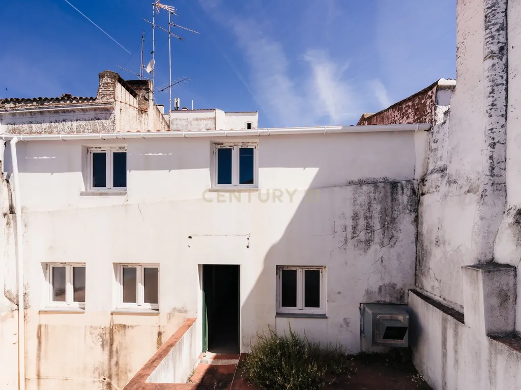 Edifício no Centro de Elvas, história e charme! - Image 18