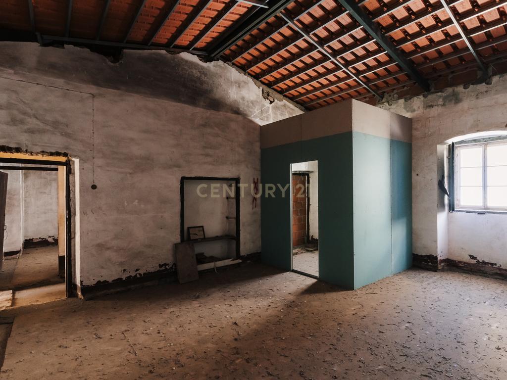 Edifício no Centro de Elvas, história e charme! - Image 23