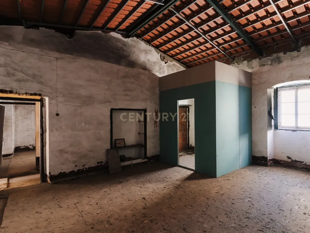 Edifício no Centro de Elvas, história e charme! - Image 23