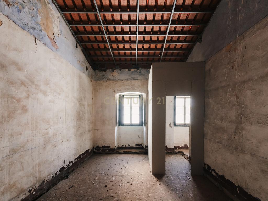 Edifício no Centro de Elvas, história e charme! - Image 25