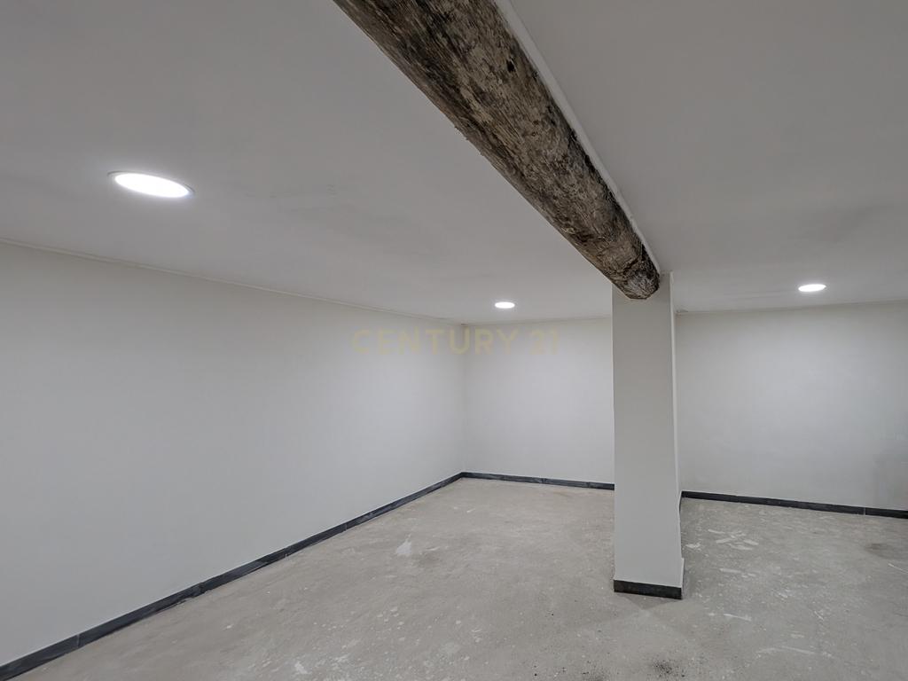 Loja para arrendar com uma Localização Excepcional no Coração de Setúbal - Image 4