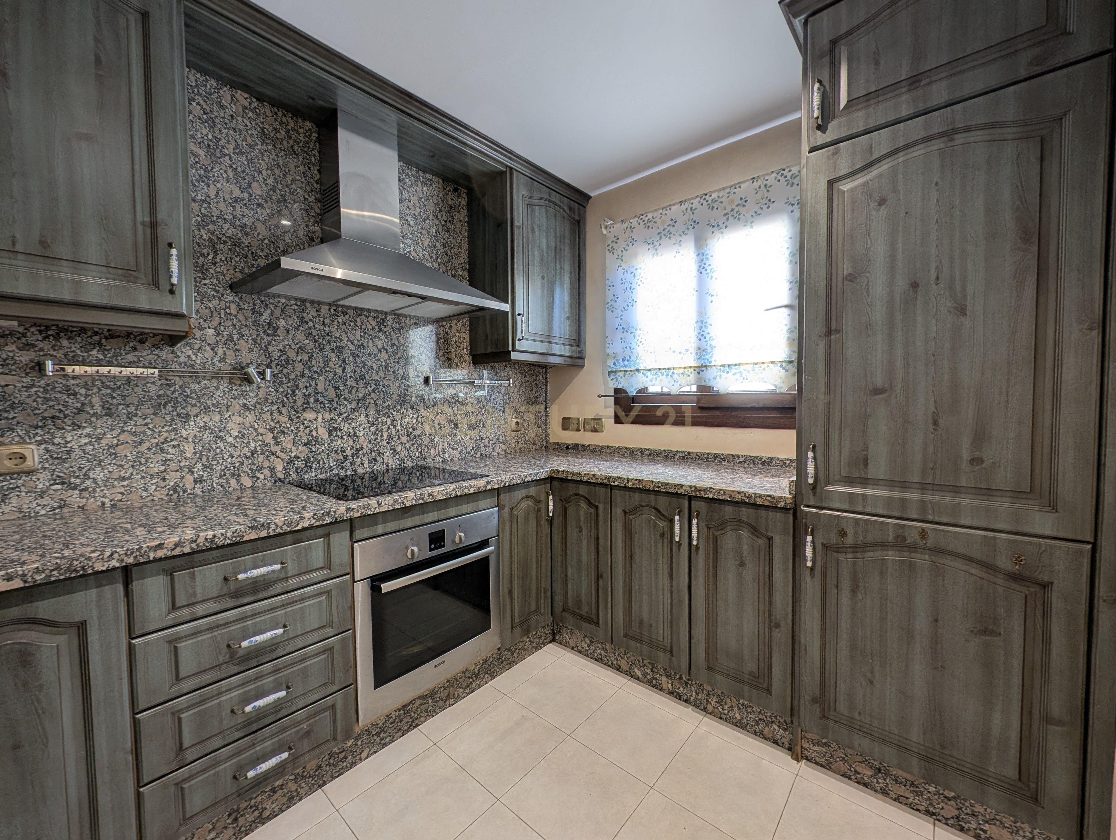 undefined - Image 8