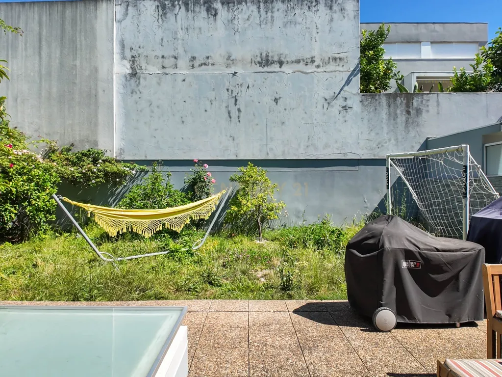 Moradia T4 com piscina e Vistas do D'Ouro em Gramido - Image 25