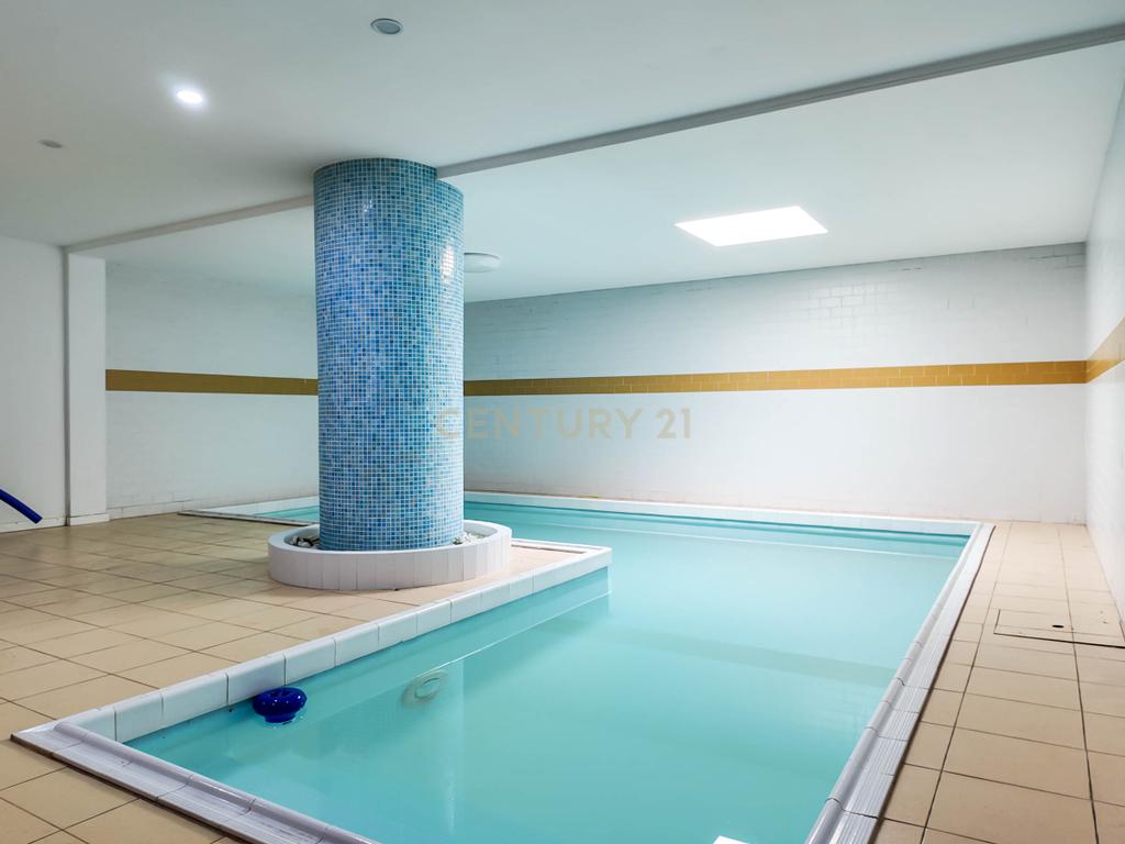 Moradia T4 com piscina e Vistas do D'Ouro em  Gramido - Image 7