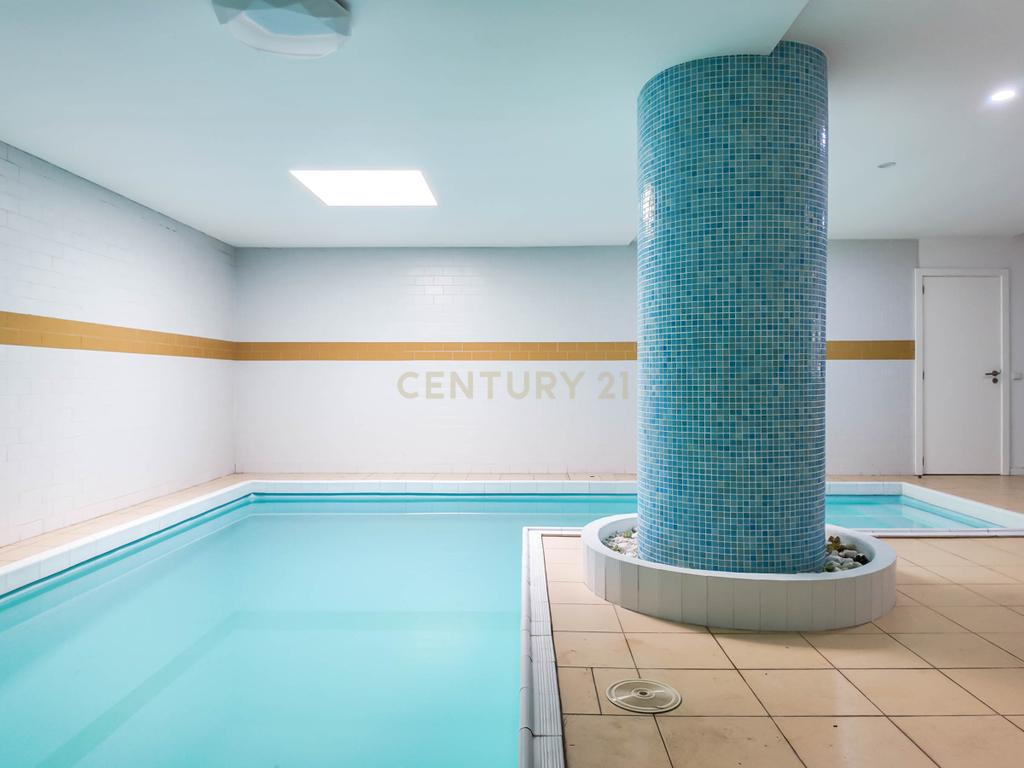 Moradia T4 com piscina e Vistas do D'Ouro em  Gramido - Image 6