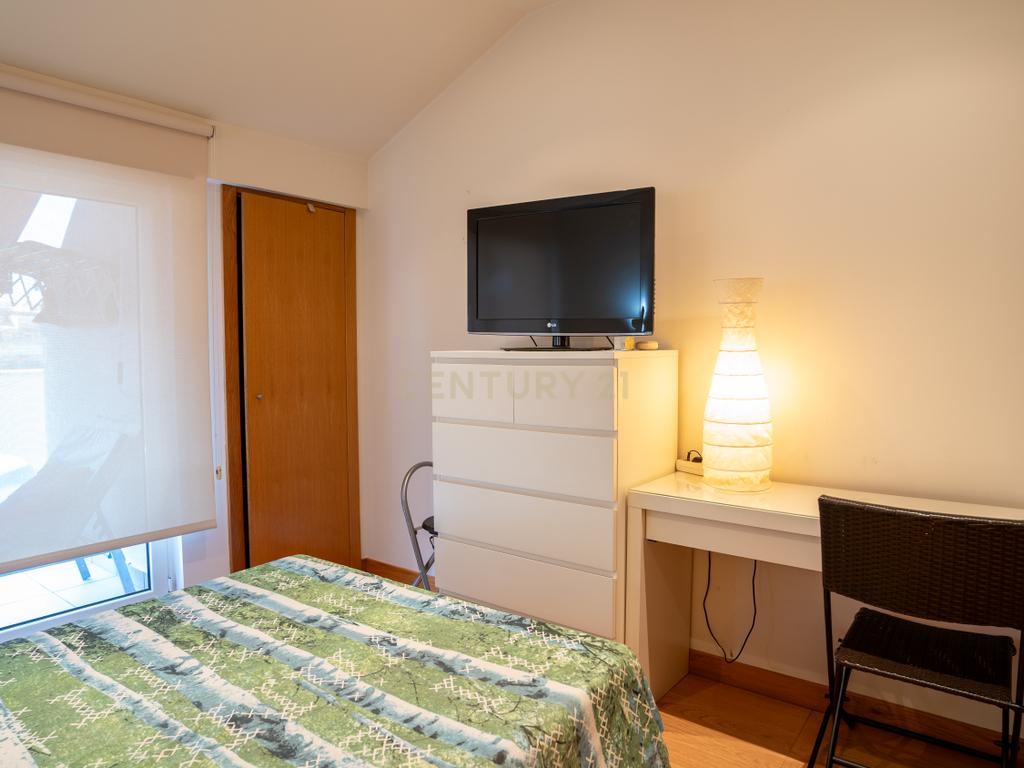 Apartamento com Terraço T2  de Charme em Benfica - Excelência e Conforto - Image 30