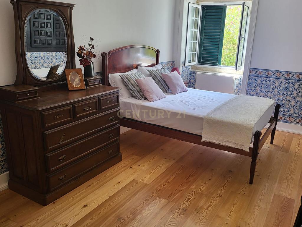 HERDADE DE LUXO MOBILADA A 40 MINUTOS DE LISBOA - Image 25