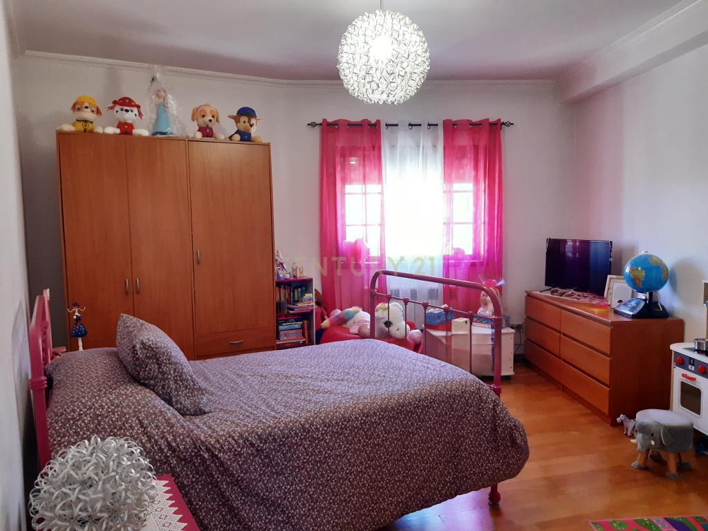 🏡 Moradia V3 em Vilar de Nantes, Chaves – O Refúgio Ideal para a Sua Família! - Image 16