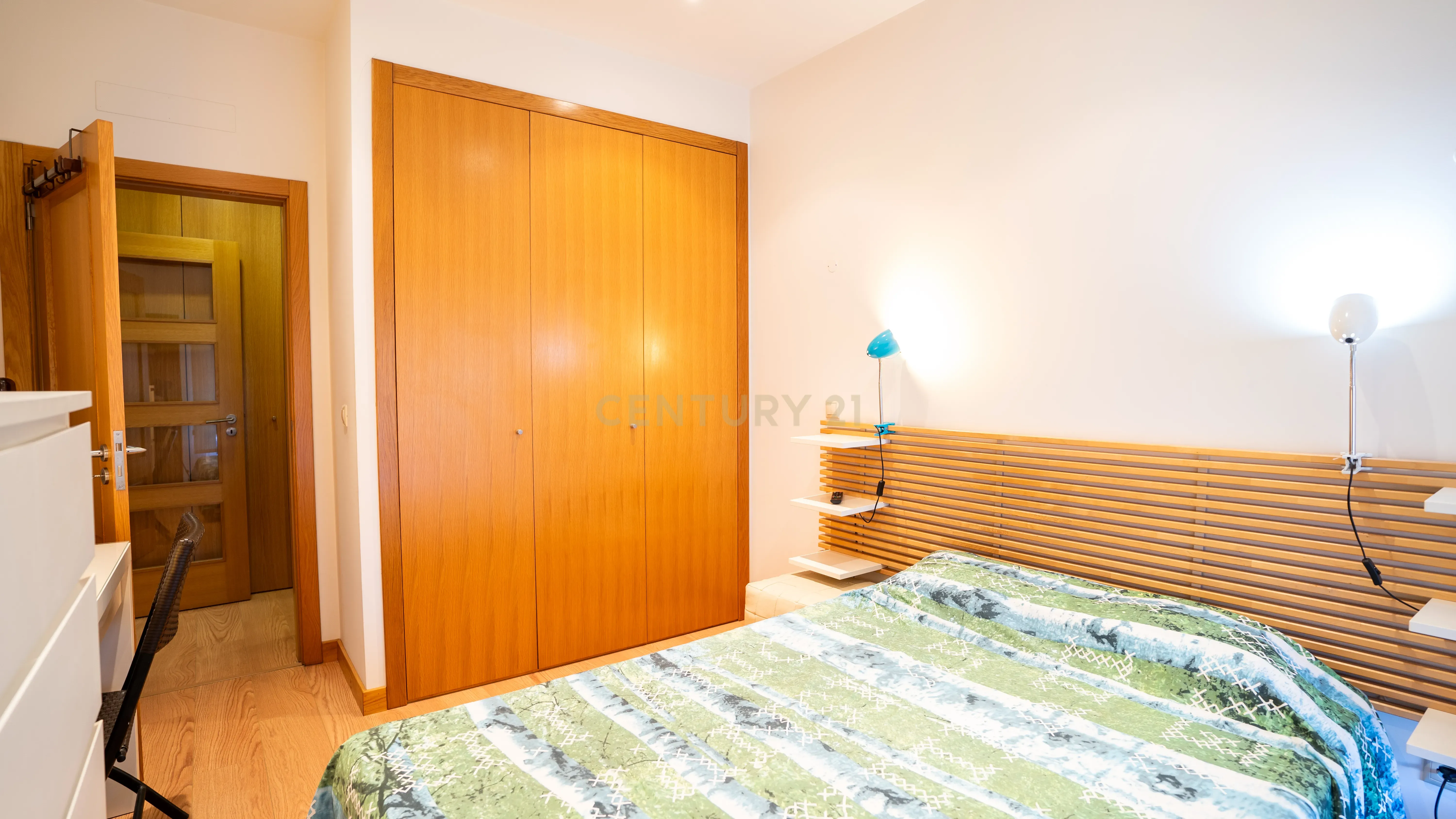 Apartamento com Terraço T2 de Charme em Benfica - Excelência e Conforto - Image 27