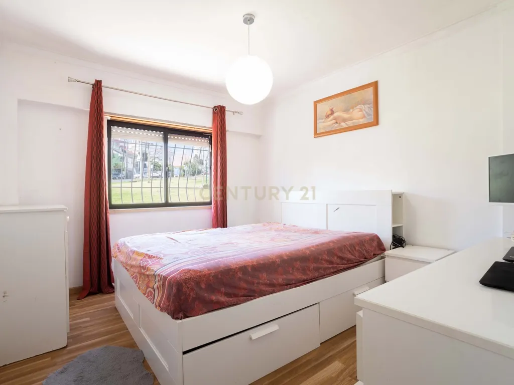 Apartamento T3 em Odivelas - Image 10