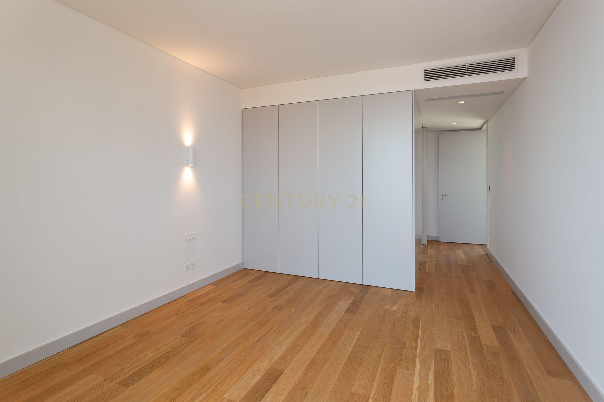Moradia Construção Nova T3 + 2 com acabamentos Premium - Image 28