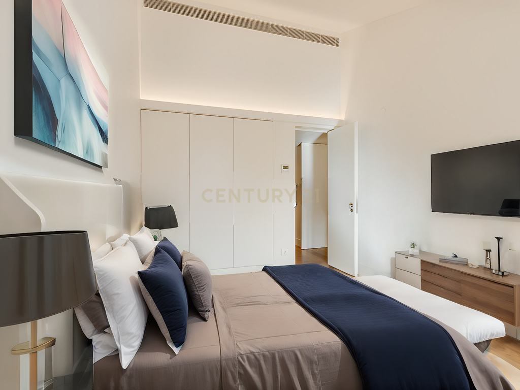 Apartamento T2+1 inserido no emblemático Edifício "Alegria 25". - Image 25