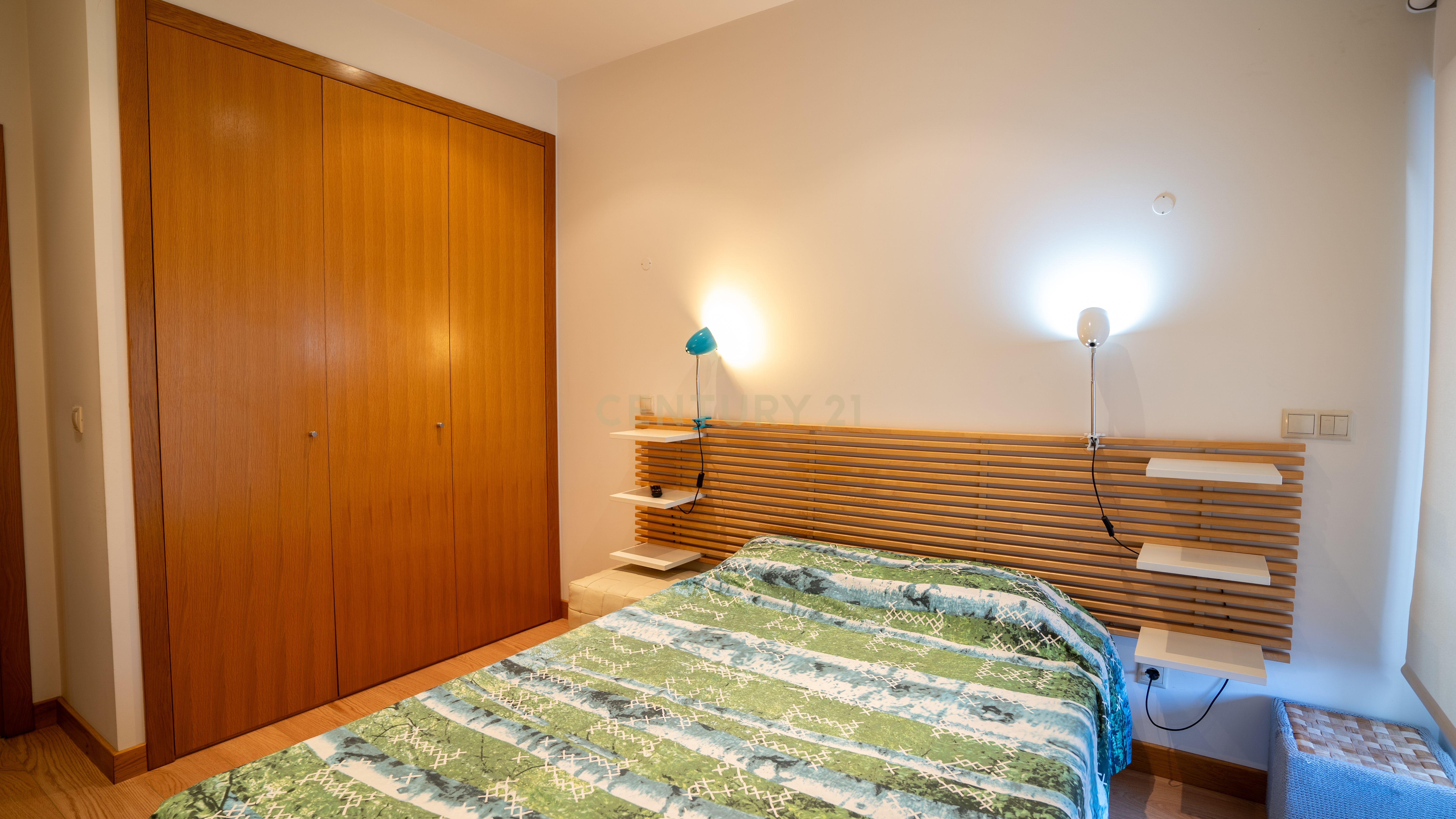 Apartamento com Terraço T2 de Charme em Benfica - Excelência e Conforto - Image 28