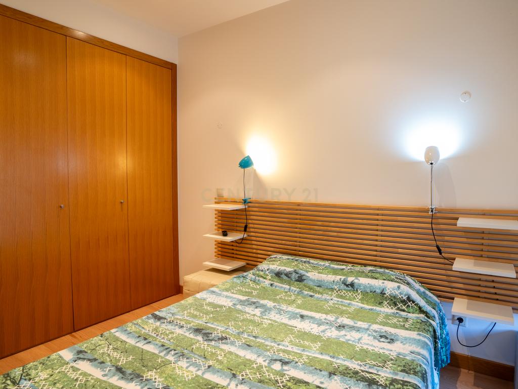 Apartamento com Terraço T2  de Charme em Benfica - Excelência e Conforto - Image 28