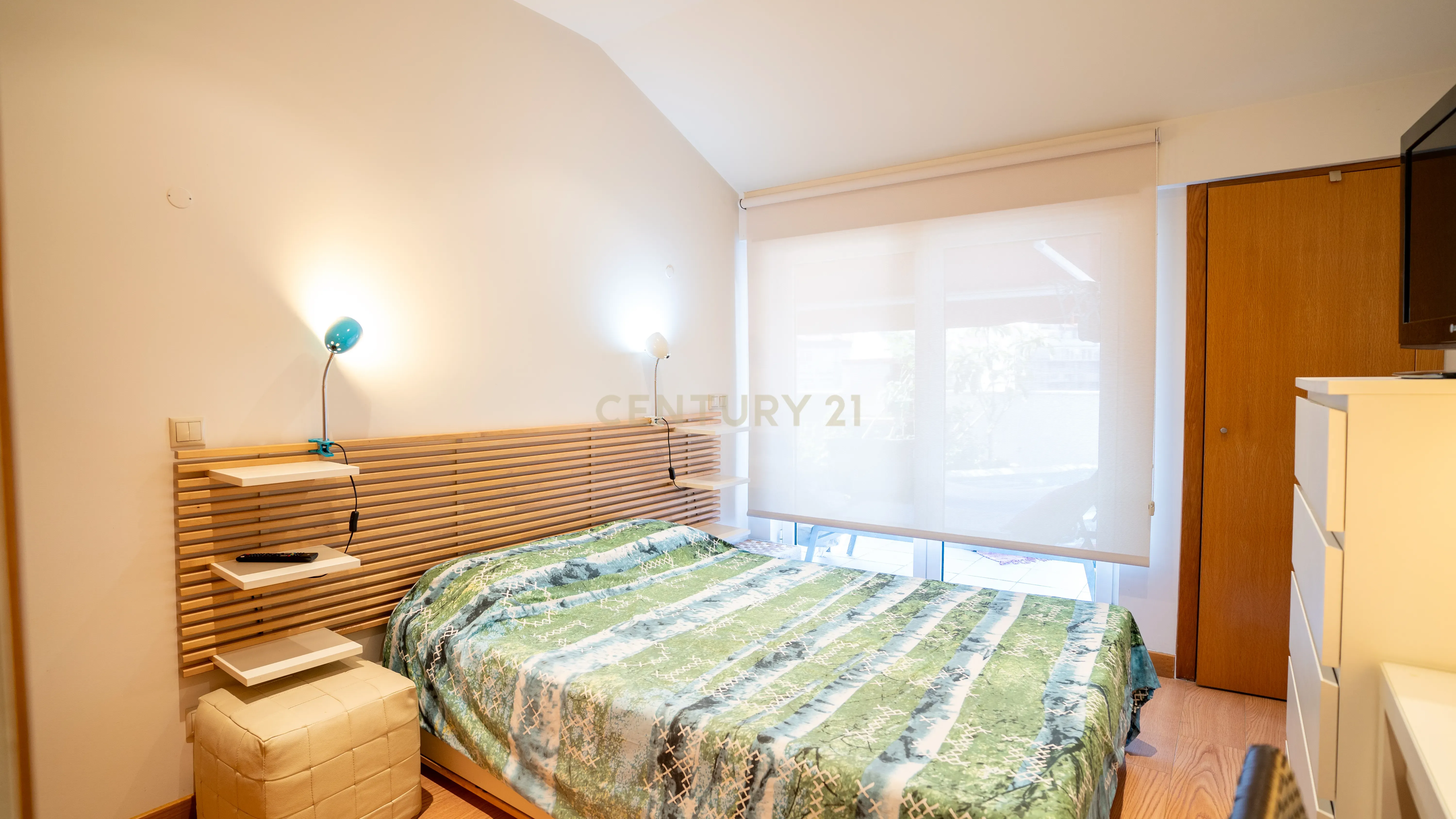 Apartamento com Terraço T2 de Charme em Benfica - Excelência e Conforto - Image 25