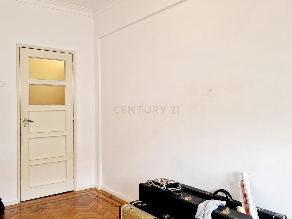 Apartamento T3 Sacavém - Image 9