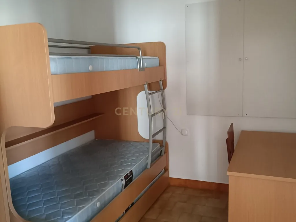 Reservado - Casa de Praia com vista lateral para o mar, com 2 garagens box, logradouro de boas dimensões, 3 quartos, a uma curta distância da praia paradisíaca de Vale Furado - Image 22