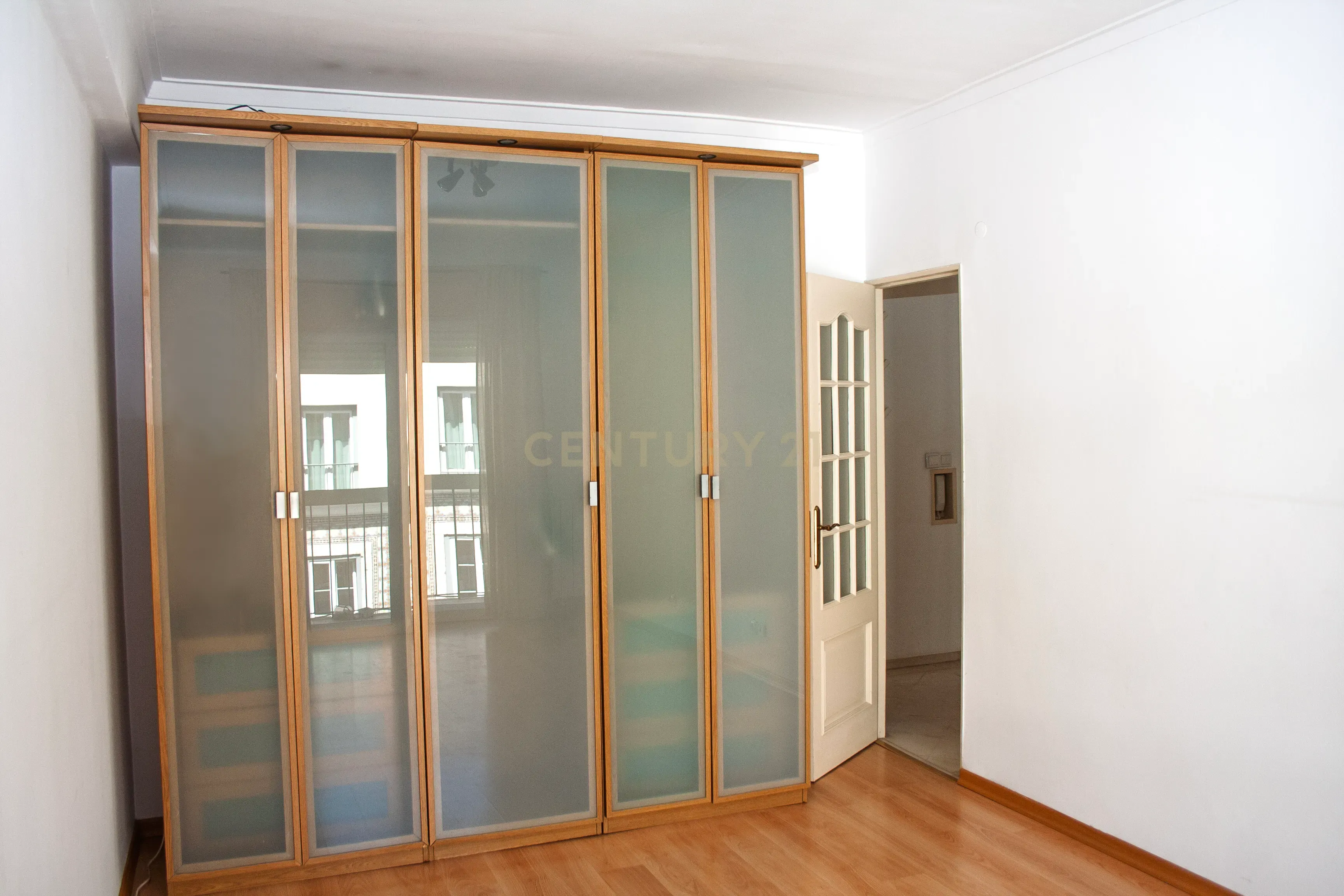 Excelente T2 em São Bento, Lisboa - FOR SALE - À VENDRE - Image 11