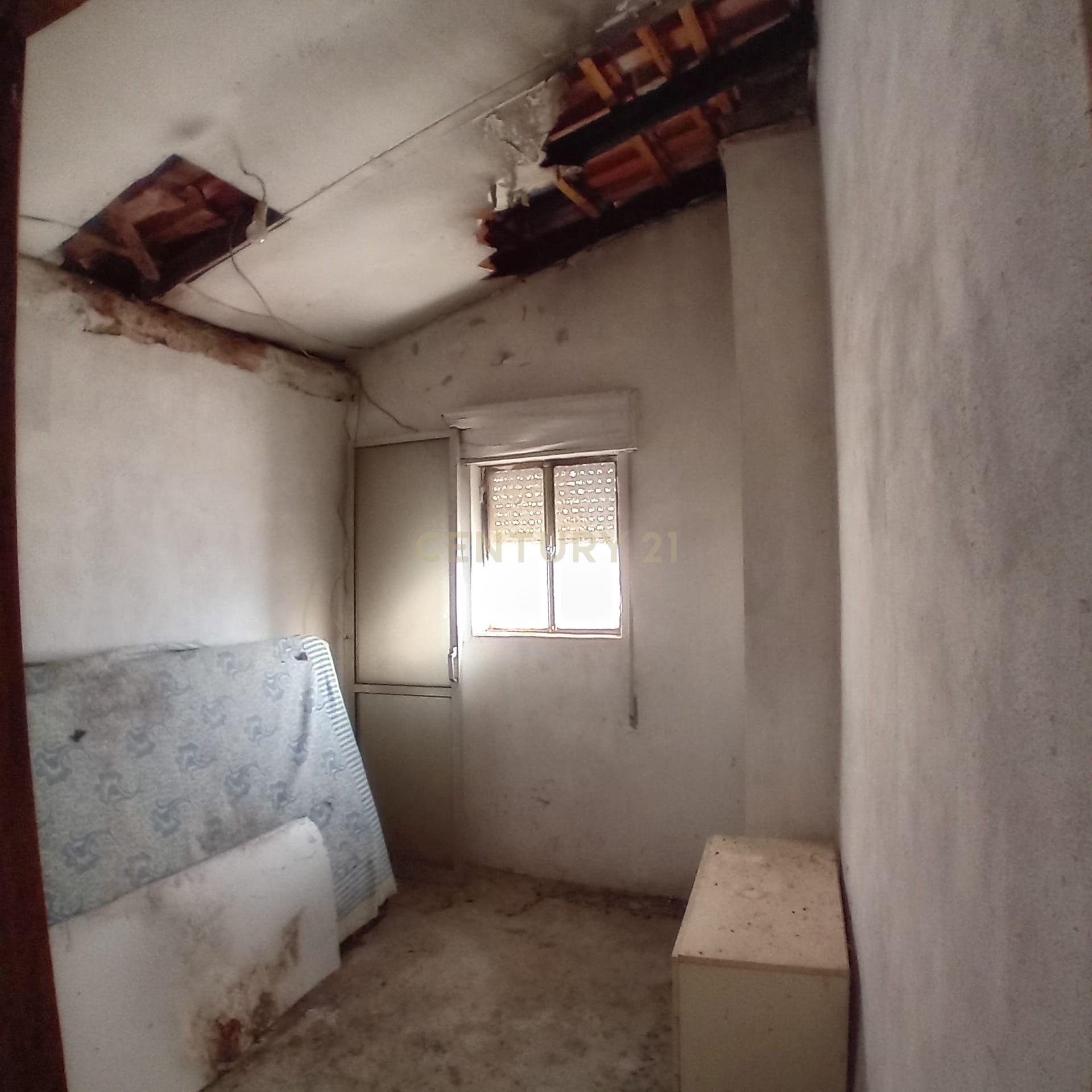 Moradia T3 para reconstrução em Verdelhos, Covilhã - Image 13