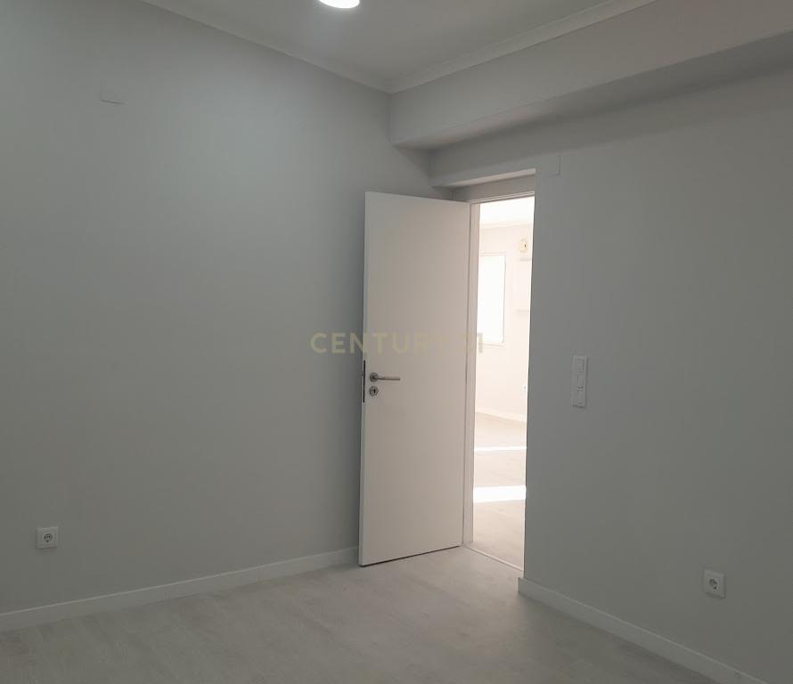 MORADIA EM SETÚBAL - Image 7