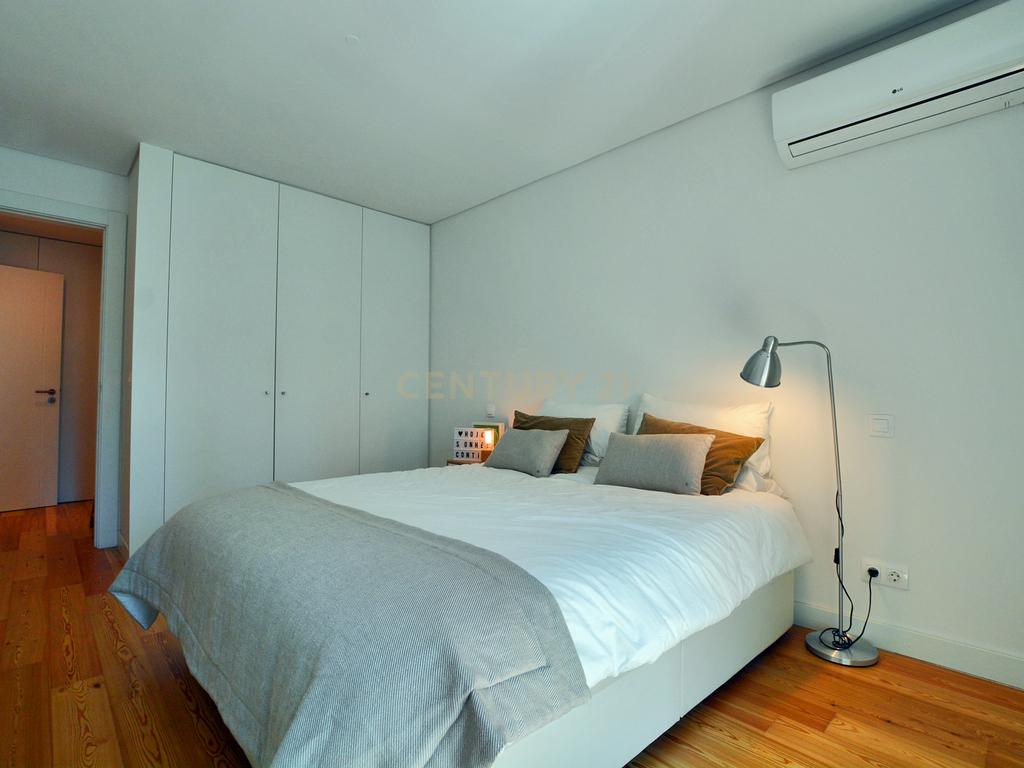 Apartamento T1 em Campo de Ourique, Rua Correia Teles - Image 21